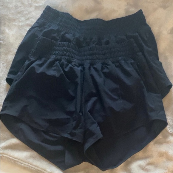 Crazy Yoga Shorts - Picture 8 of 9